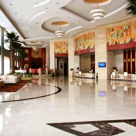 Grand Soluxe Hotel ตุนหวง ภายใน รูปภาพ