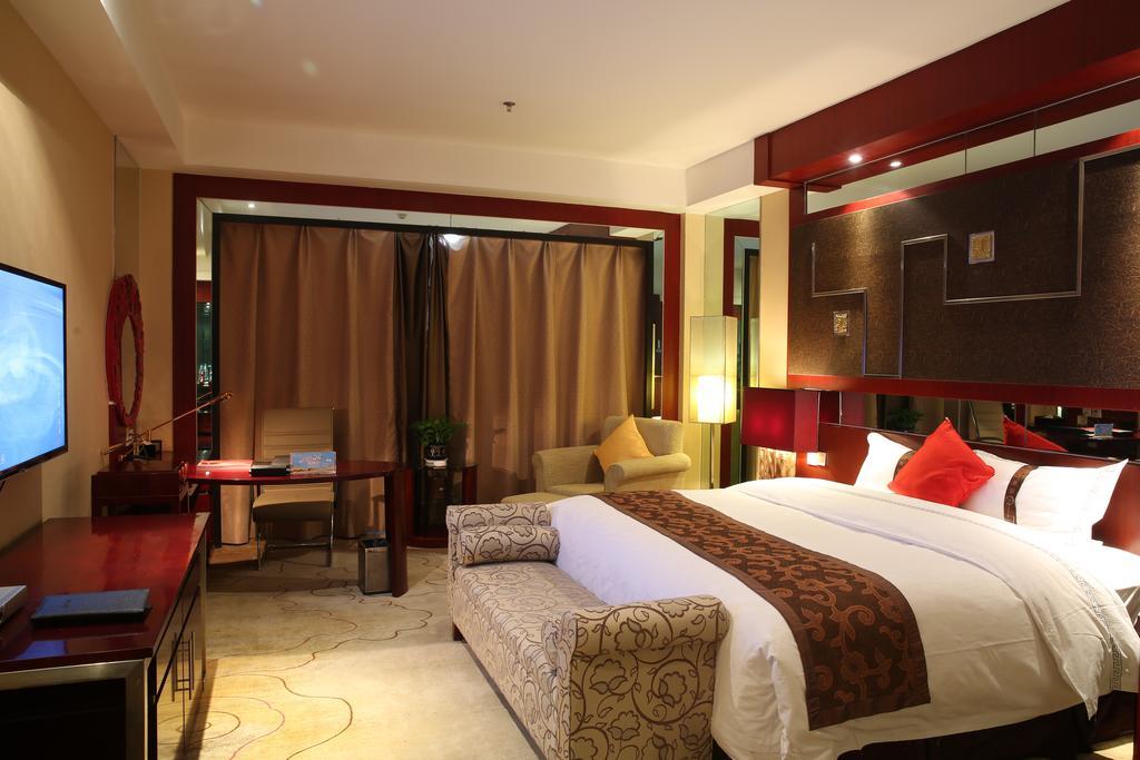 Grand Soluxe Hotel ตุนหวง ภายนอก รูปภาพ