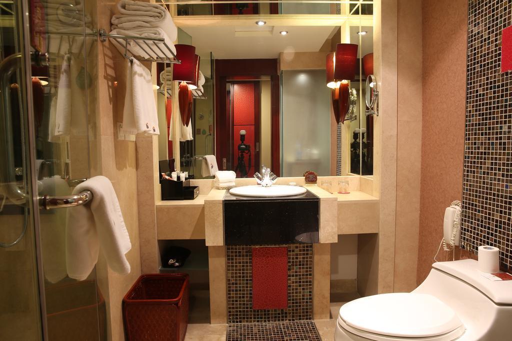 Grand Soluxe Hotel ตุนหวง ภายนอก รูปภาพ